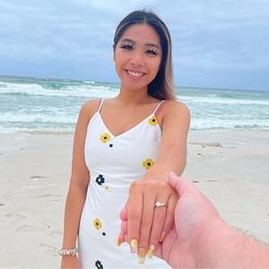 Meet your Posher, Abigail